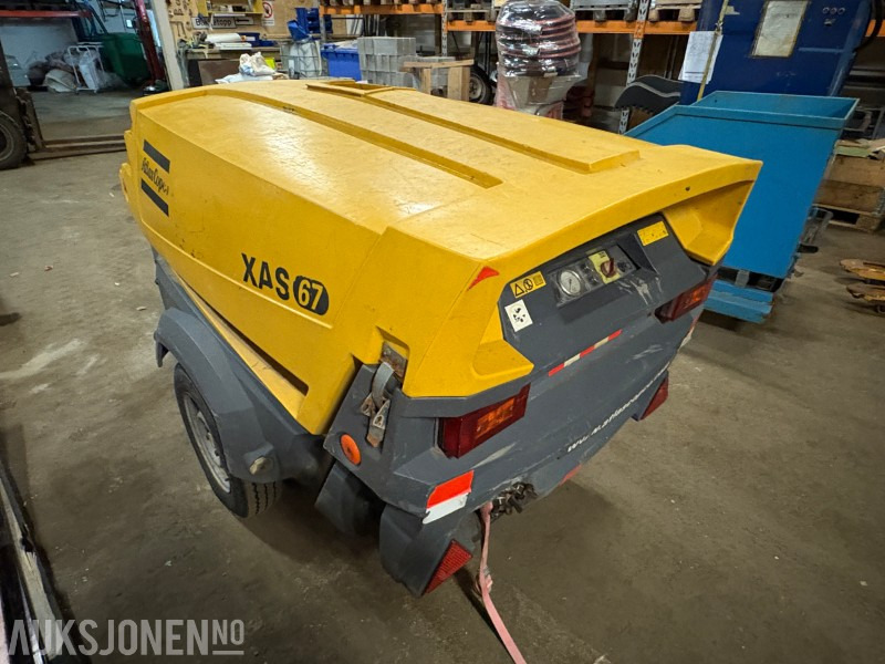 Atlas Copco XAS 67 - 2 134 timer - معدات البناء: صورة 4 Atlas Copco XAS 67 - 2 134 timer - معدات البناء: صورة 4