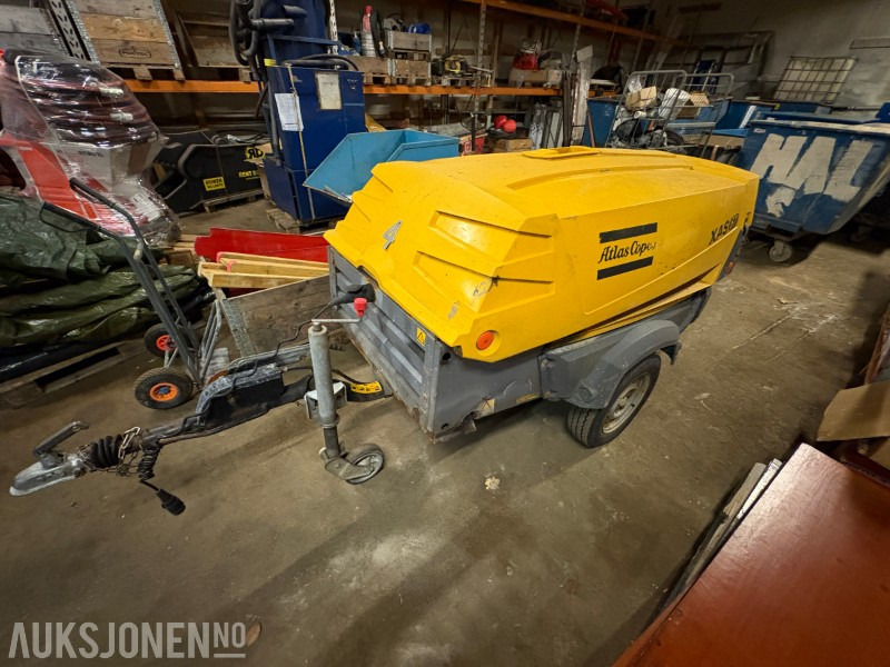 Atlas Copco XAS 67 - 2 134 timer - معدات البناء: صورة 1 Atlas Copco XAS 67 - 2 134 timer - معدات البناء: صورة 1
