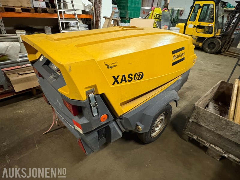 Atlas Copco XAS 67 - 2 134 timer - معدات البناء: صورة 3 Atlas Copco XAS 67 - 2 134 timer - معدات البناء: صورة 3