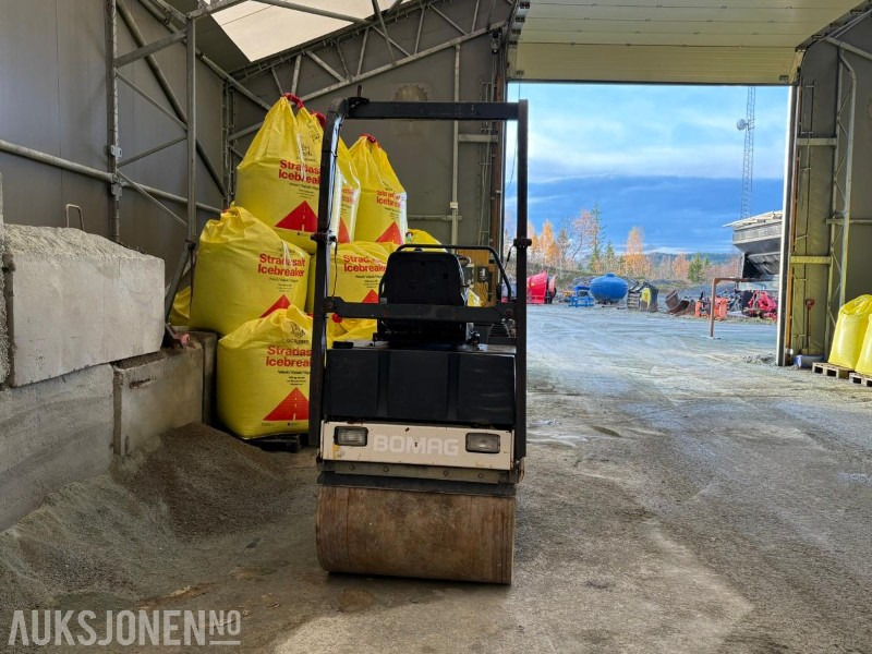 Bomag BW 100 AD-3 / ASFALTVALS - مدحلة: صورة 4 Bomag BW 100 AD-3 / ASFALTVALS - مدحلة: صورة 4