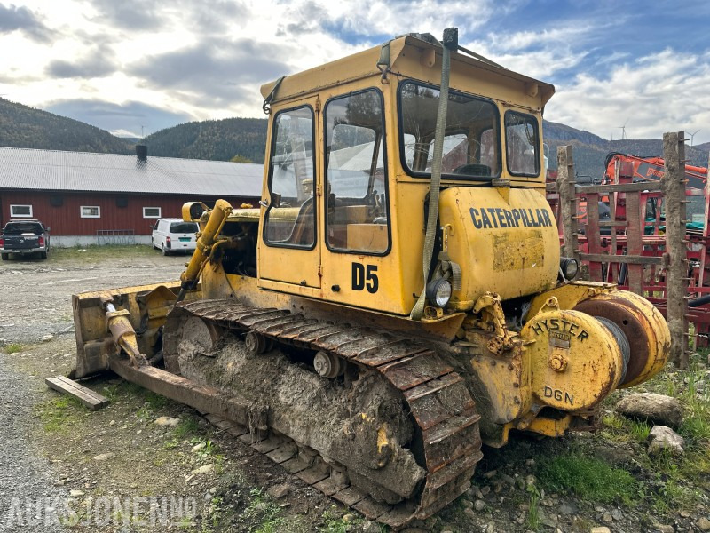 Cat D5 Bulldoser // doser - معدات البناء: صورة 5 Cat D5 Bulldoser // doser - معدات البناء: صورة 5