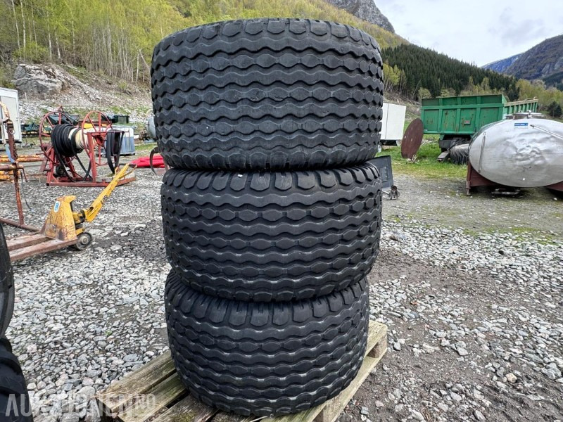 الآلات الزراعية Continental redskapsdekk på felg - 3 stk - Dimensjon: 505/50R17: صورة 1