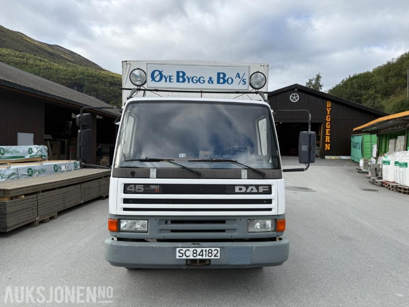 DAF FA 45 160 C08 med høy nyttelast - شاحنة مقفلة: صورة 2 DAF FA 45 160 C08 med høy nyttelast - شاحنة مقفلة: صورة 2