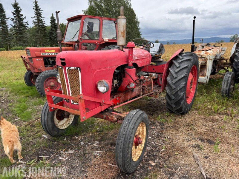 David Brown 850 traktor - جرار: صورة 1 David Brown 850 traktor - جرار: صورة 1