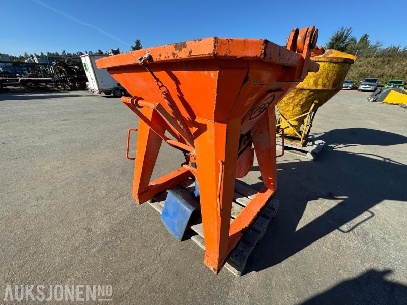 Eichinger betongtobb 300 liter - معدات البناء: صورة 1 Eichinger betongtobb 300 liter - معدات البناء: صورة 1