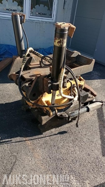 Engcon 30 Rototilt - معدات البناء: صورة 1 Engcon 30 Rototilt - معدات البناء: صورة 1
