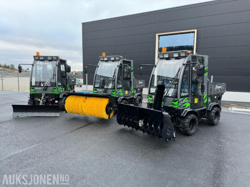 FODIT REDSKAPSBÆRER FT-130 FOR SOMMER-VINTERBRUK 2025 modell - Demomaskin - آلية المنفعة/ مركبة خاصة: صورة 1 FODIT REDSKAPSBÆRER FT-130 FOR SOMMER-VINTERBRUK 2025 modell - Demomaskin - آلية المنفعة/ مركبة خاصة: صورة 1