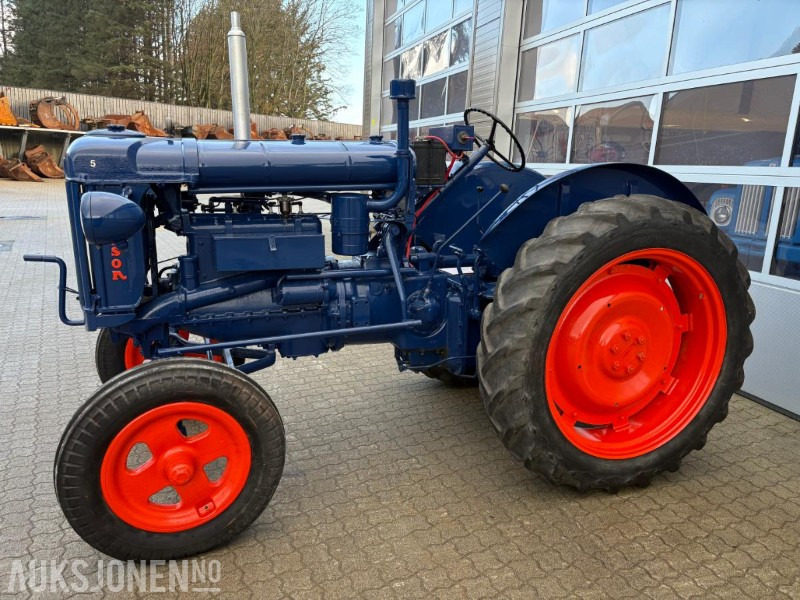 Ford Fordson-Stegamajor E27N - جرار: صورة 3 Ford Fordson-Stegamajor E27N - جرار: صورة 3