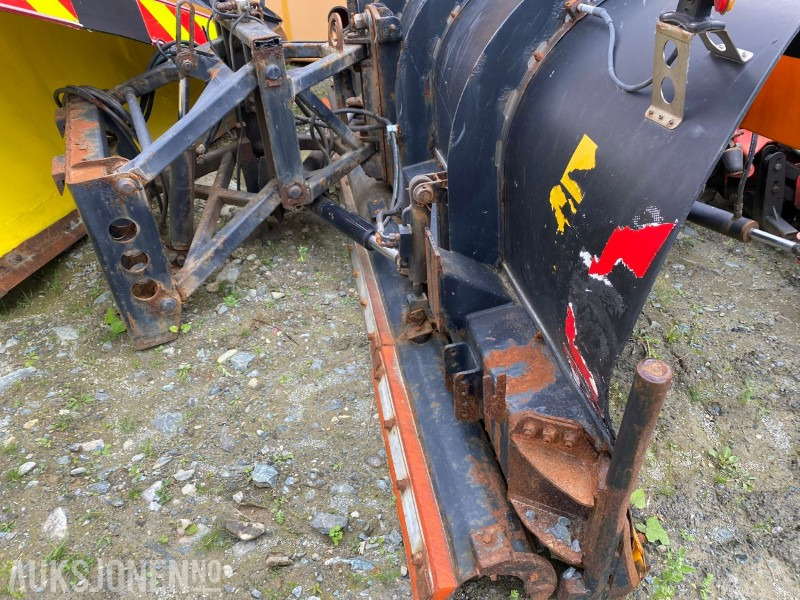 Gmill frontplog / vinterplog - معدات البناء: صورة 4 Gmill frontplog / vinterplog - معدات البناء: صورة 4