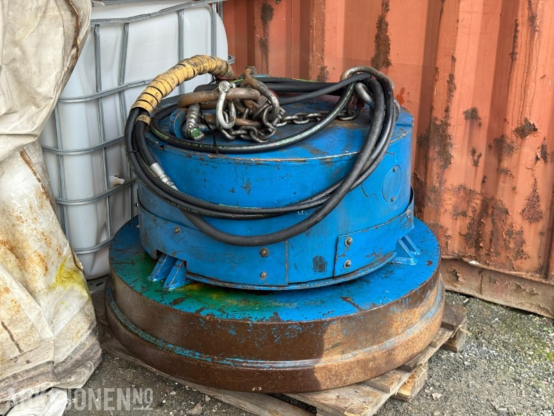 معدات البناء Hydraulisk magnet - Diameter på plate 125 cm: صورة 7