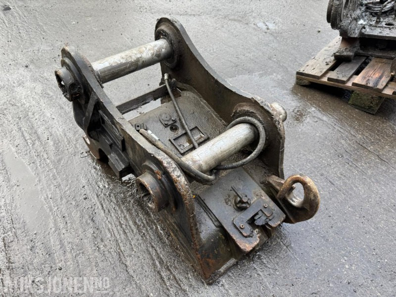 KM 1 feste - ملحق - آلات البناء: صورة 5 KM 1 feste - ملحق - آلات البناء: صورة 5