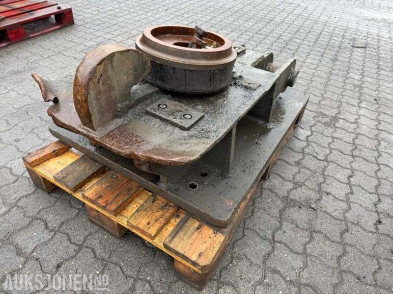 KM feste - ملحق - آلات البناء: صورة 1 KM feste - ملحق - آلات البناء: صورة 1