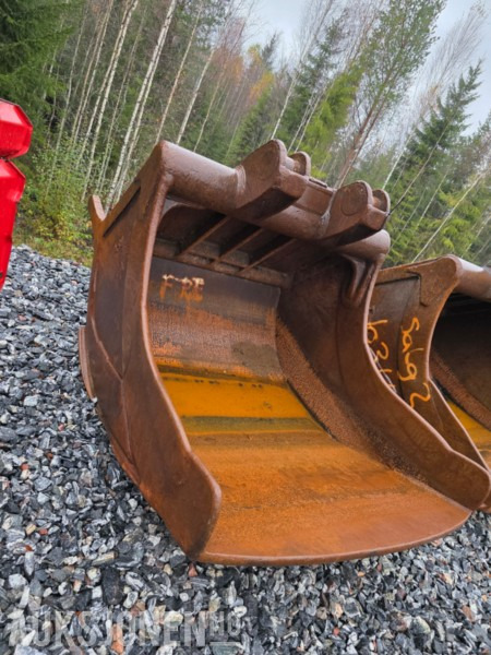 Klepp mekk renskeskuffe KM3 feste - ملحق - آلات البناء: صورة 1 Klepp mekk renskeskuffe KM3 feste - ملحق - آلات البناء: صورة 1