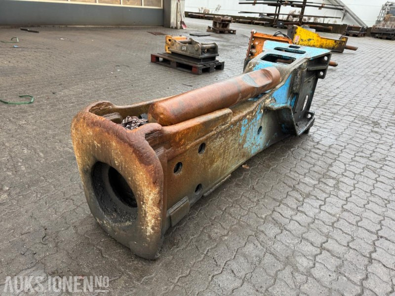 Krupp HM 2100 pigghammer / rep objekt - ملحق - آلات البناء: صورة 1 Krupp HM 2100 pigghammer / rep objekt - ملحق - آلات البناء: صورة 1