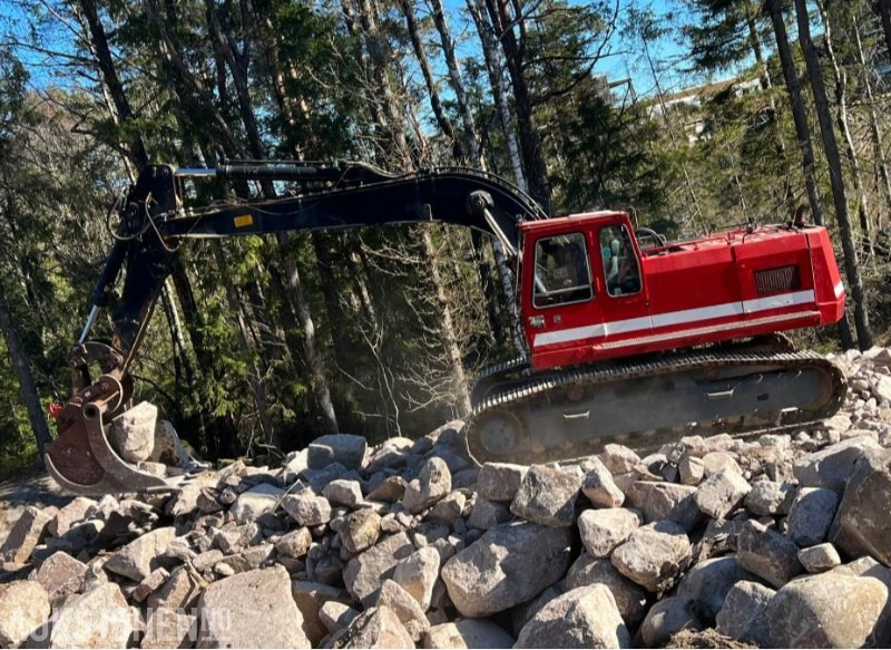 Liebherr 942 HD 10.000t Gravemaskin med SMP HD1800 graveskuffe - حفارة: صورة 2 Liebherr 942 HD 10.000t Gravemaskin med SMP HD1800 graveskuffe - حفارة: صورة 2