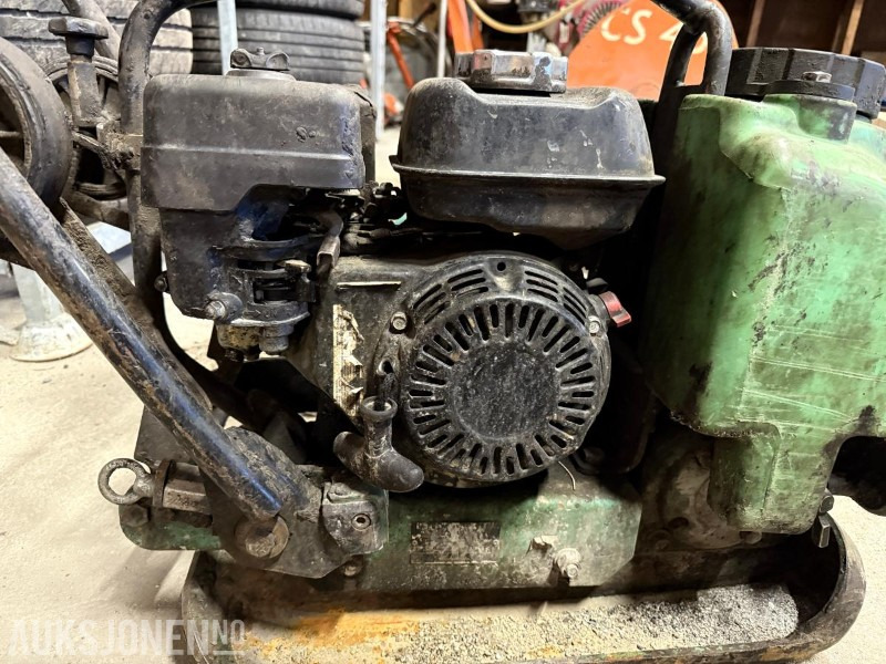 مدحلة Mikasa Vibroplate / platekomprimator – bensindrevet: صورة 7