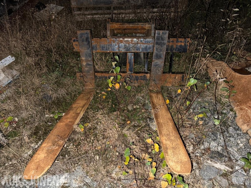 Pallegaffel m/kombi feste S60 og S70 - ملحق - آلات البناء: صورة 2 Pallegaffel m/kombi feste S60 og S70 - ملحق - آلات البناء: صورة 2