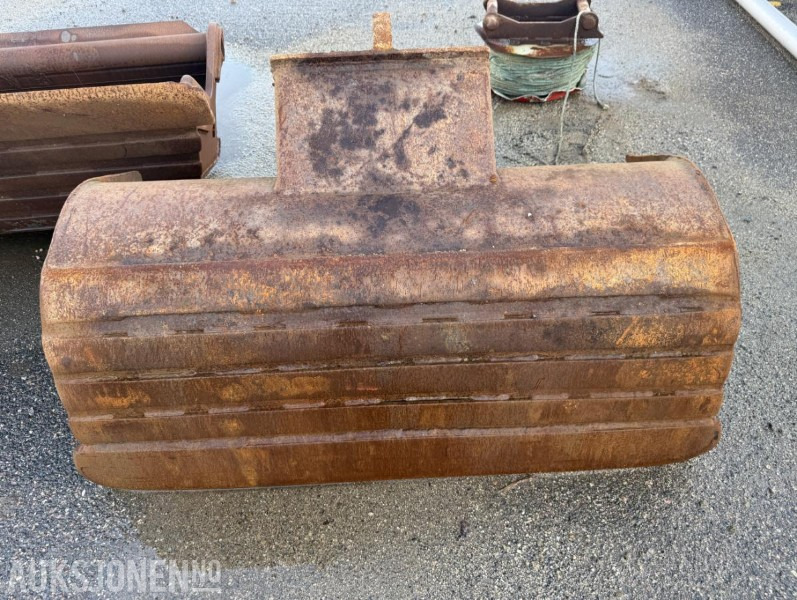 Pusseskuff m/BM feste. - ملحق - آلات البناء: صورة 3 Pusseskuff m/BM feste. - ملحق - آلات البناء: صورة 3