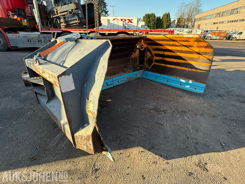 Tellefsdal 5200 U-plog / Snøplog - الآلات الزراعية: صورة 3 Tellefsdal 5200 U-plog / Snøplog - الآلات الزراعية: صورة 3