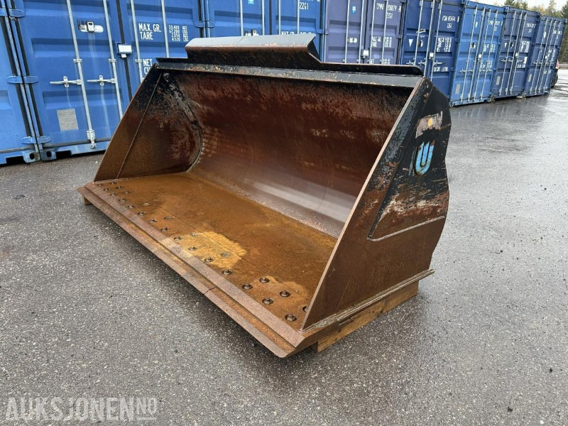 UFO Lasteskuff 2500L BM-feste - معدات البناء: صورة 2 UFO Lasteskuff 2500L BM-feste - معدات البناء: صورة 2
