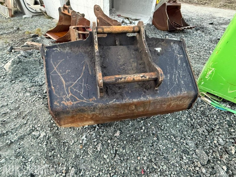 Rototilt pusse skuff med s-70 feste - ملحق - آلات البناء: صورة 2 Rototilt pusse skuff med s-70 feste - ملحق - آلات البناء: صورة 2