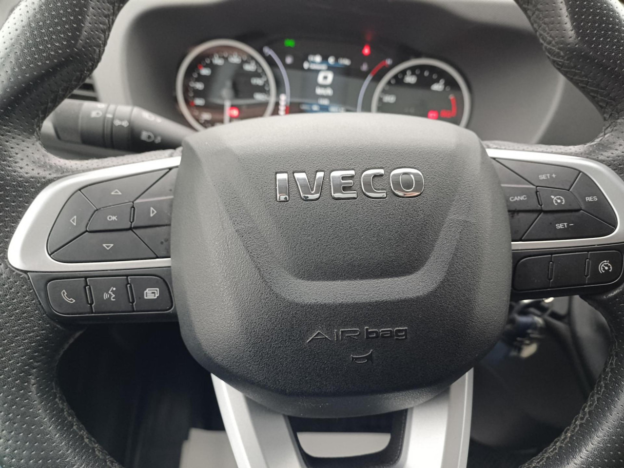 IVECO Daily 35S18V - فان: صورة 4 IVECO Daily 35S18V - فان: صورة 4