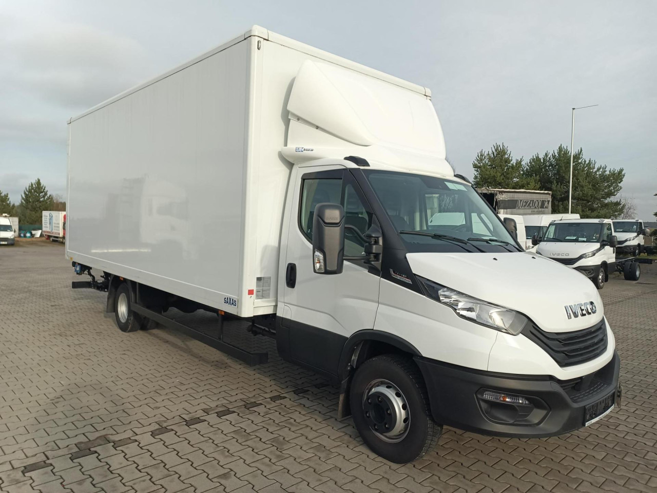 شاحنة مغلقة الصندوق IVECO Daily 70C18A8: صورة 8