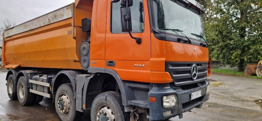 Mercedes-Benz Actros 4144 - شاحنة قلاب: صورة 3 Mercedes-Benz Actros 4144 - شاحنة قلاب: صورة 3