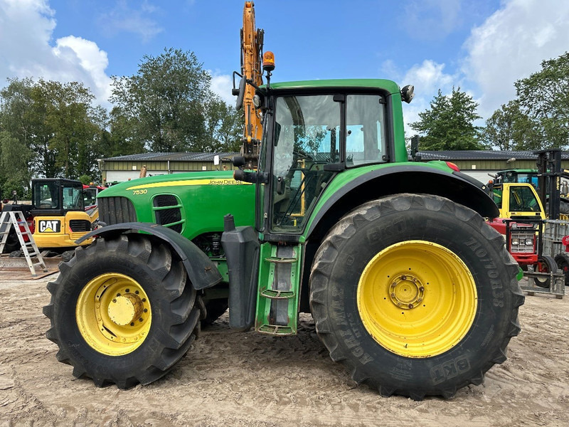 John Deere 7530 Premium AP - جرار: صورة 2 John Deere 7530 Premium AP - جرار: صورة 2