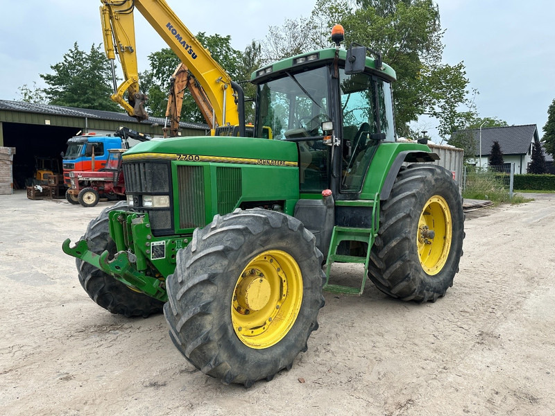 John Deere 7700 PowerQuad - Front linkage - جرار: صورة 1 John Deere 7700 PowerQuad - Front linkage - جرار: صورة 1
