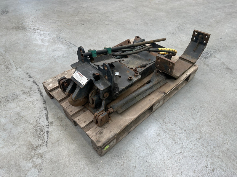 New Holland Pick up hitch - جرار: صورة 1 New Holland Pick up hitch - جرار: صورة 1