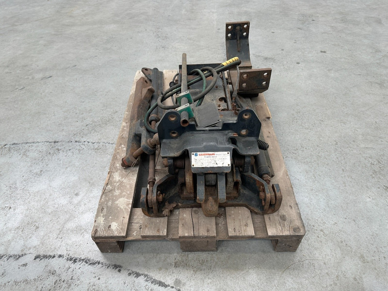 New Holland Pick up hitch - جرار: صورة 2 New Holland Pick up hitch - جرار: صورة 2