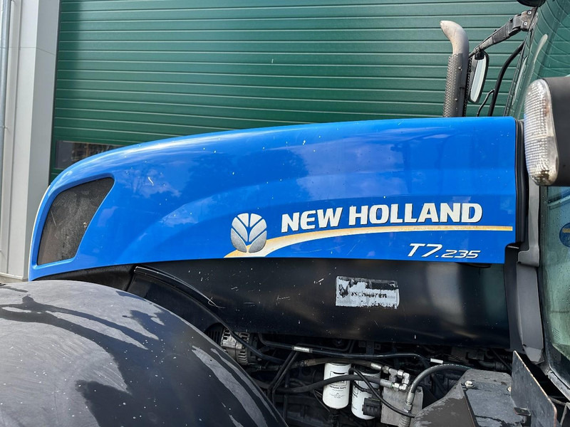 جرار New Holland T7.235 Power Command: صورة 15 جرار New Holland T7.235 Power Command: صورة 15