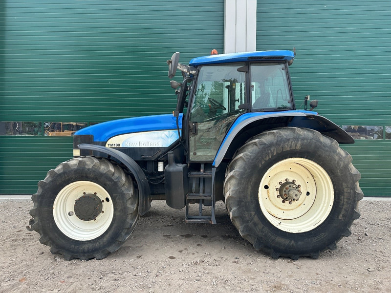 New Holland TM 190 - جرار: صورة 3 New Holland TM 190 - جرار: صورة 3