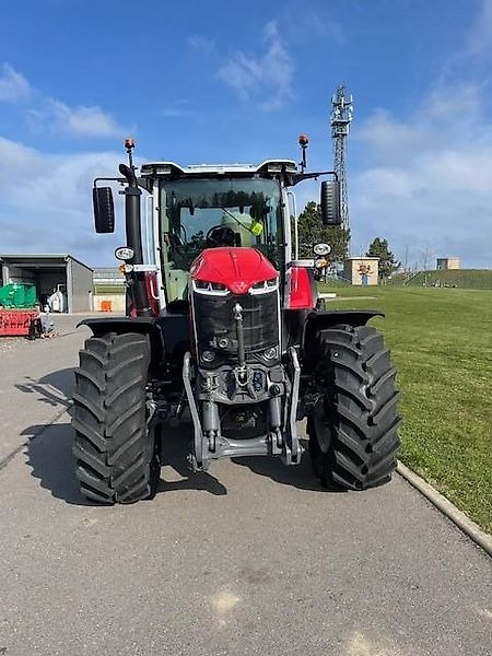 Massey Ferguson MF 8S245 Dyna-VT Exclusive - جرار: صورة 2 Massey Ferguson MF 8S245 Dyna-VT Exclusive - جرار: صورة 2