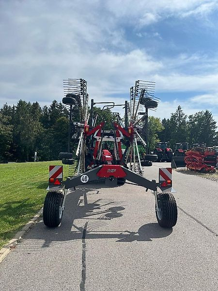Massey Ferguson MF RK 762 TRC GEN 2 - آلة تيبيس العشب/ آلة جمع العشب: صورة 3 Massey Ferguson MF RK 762 TRC GEN 2 - آلة تيبيس العشب/ آلة جمع العشب: صورة 3