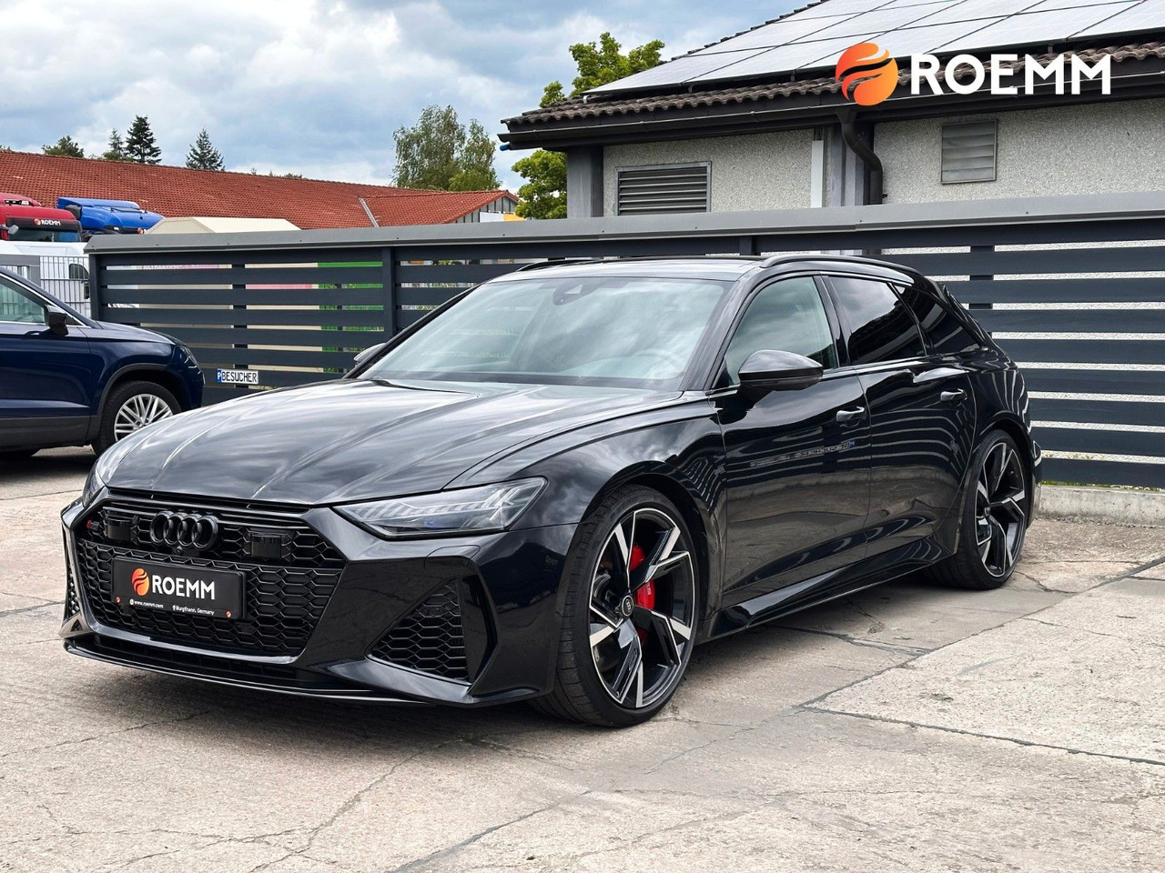 Audi RS6 Avant 4.0 TFSI quattro*Dynamik*360°*PANO*LED - سيارة: صورة 1 Audi RS6 Avant 4.0 TFSI quattro*Dynamik*360°*PANO*LED - سيارة: صورة 1