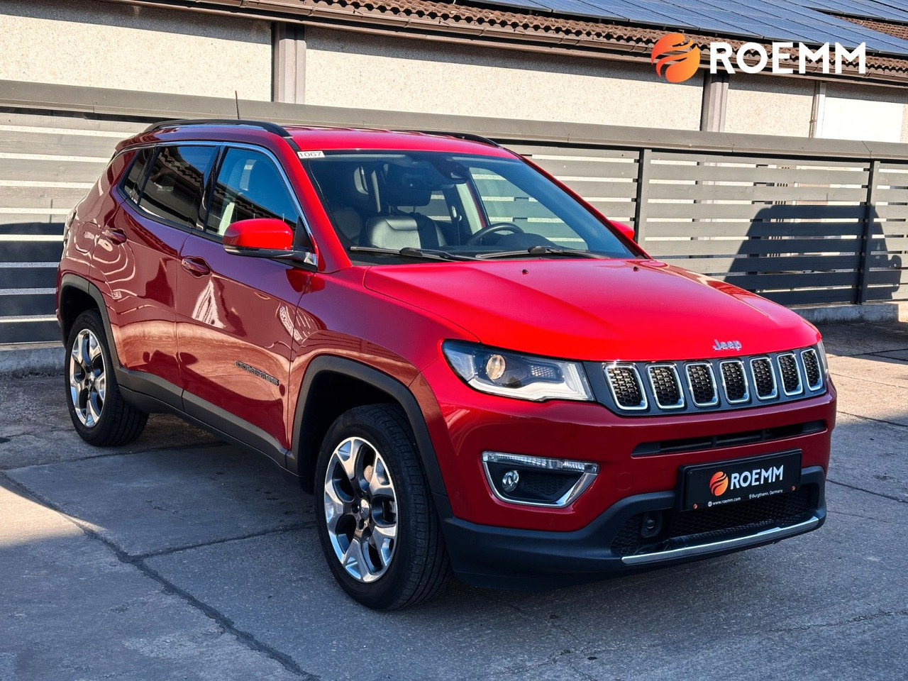 Jeep Compass Limited 4WD*GARANTIE*Tempomat*Parkass* - سيارة دفع رباعي: صورة 4 Jeep Compass Limited 4WD*GARANTIE*Tempomat*Parkass* - سيارة دفع رباعي: صورة 4