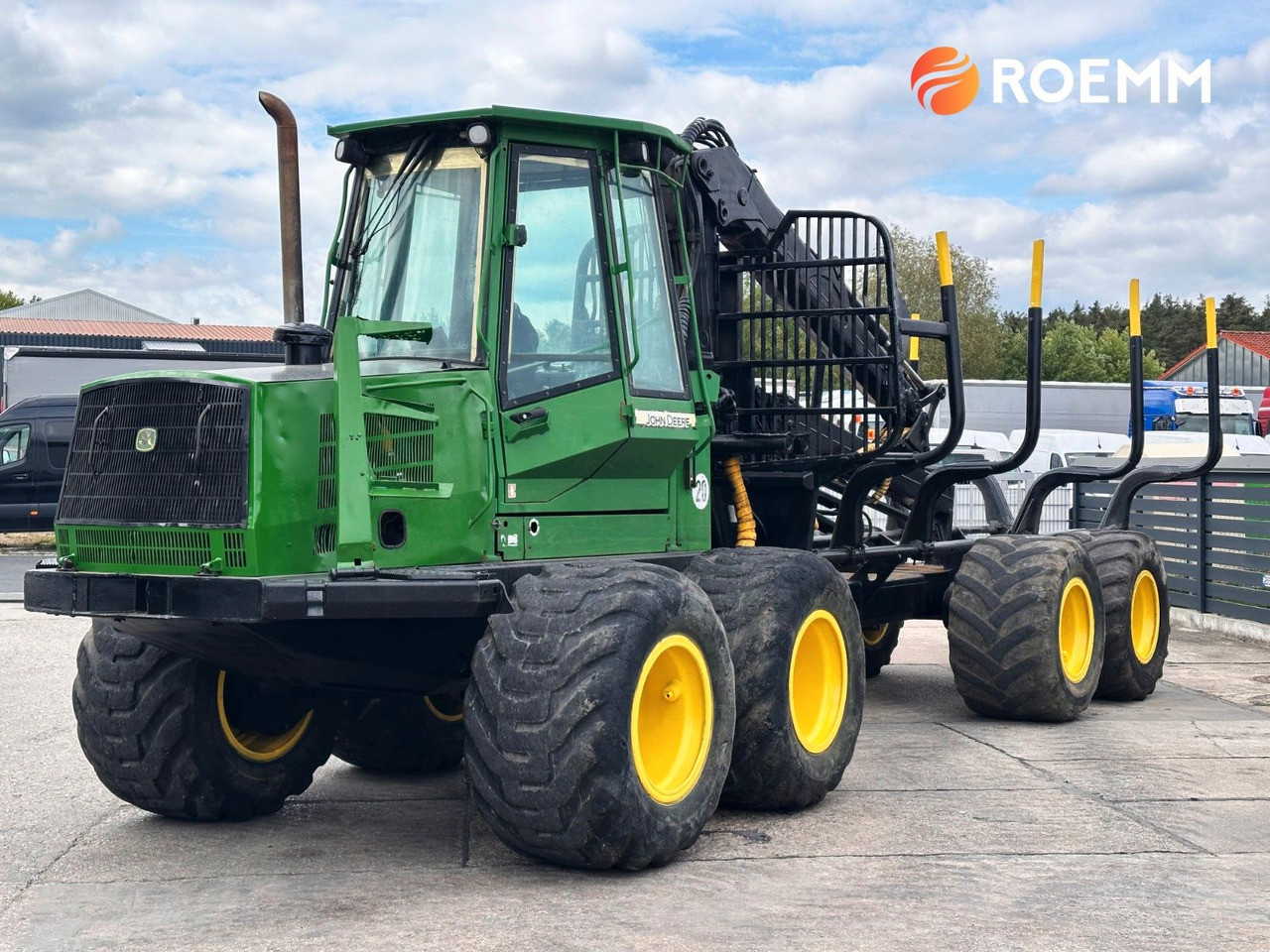 John Deere 1110 D*KRAN CF572 10 Meter - حافلة الغابات: صورة 1 John Deere 1110 D*KRAN CF572 10 Meter - حافلة الغابات: صورة 1
