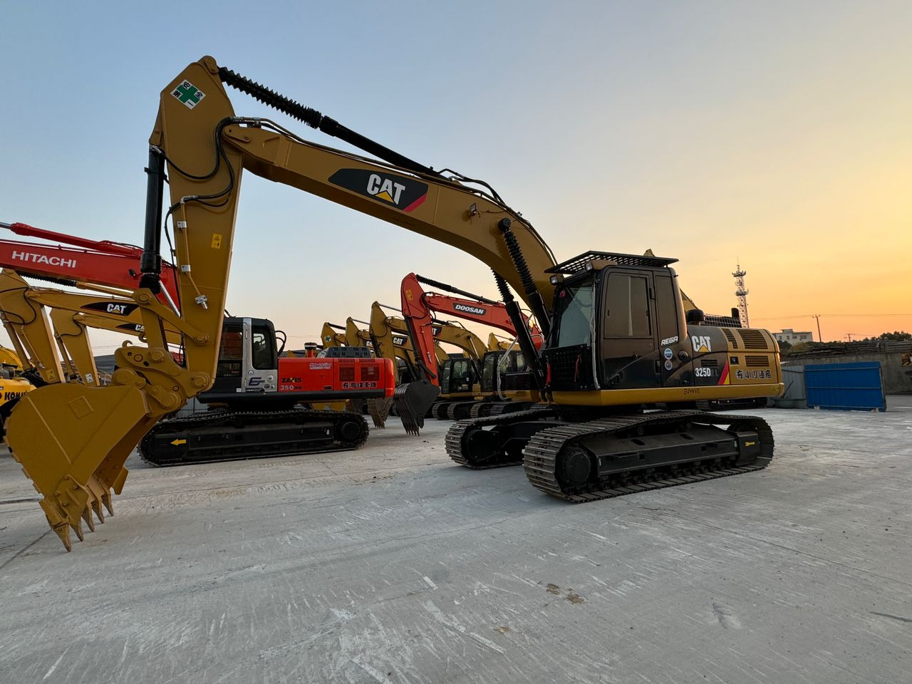 Caterpillar 325 CAT CAT 325D 325D2 330D 329D 320D 320D2 320GC - حفار زحاف: صورة 4 Caterpillar 325 CAT CAT 325D 325D2 330D 329D 320D 320D2 320GC - حفار زحاف: صورة 4