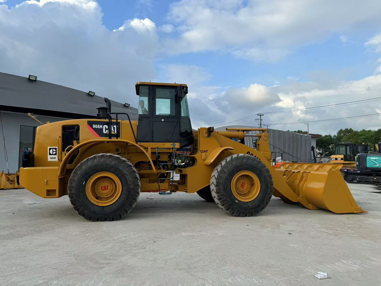 Caterpillar Loader CAT Loader 966H 966F 980G 988G Used Loader in Good Work Performance - اللودر بعجل: صورة 1 Caterpillar Loader CAT Loader 966H 966F 980G 988G Used Loader in Good Work Performance - اللودر بعجل: صورة 1