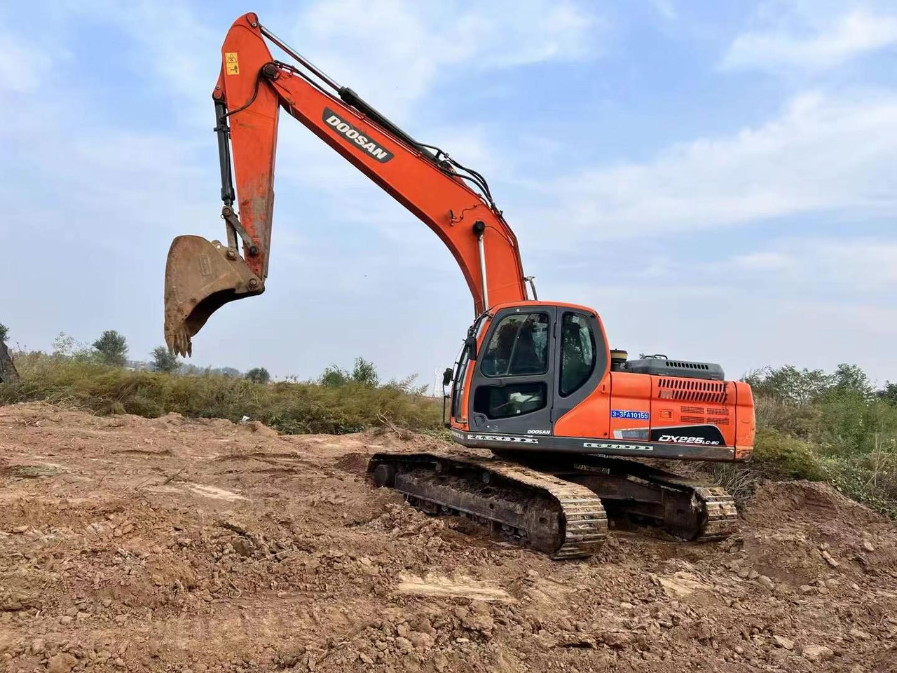 Doosan Used Excavator 225 DX225 DX300 DH150W DX300 DX420 DX520 Second hand Crawler Excavators in Excellent Work Condition - حفار زحاف: صورة 4 Doosan Used Excavator 225 DX225 DX300 DH150W DX300 DX420 DX520 Second hand Crawler Excavators in Excellent Work Condition - حفار زحاف: صورة 4