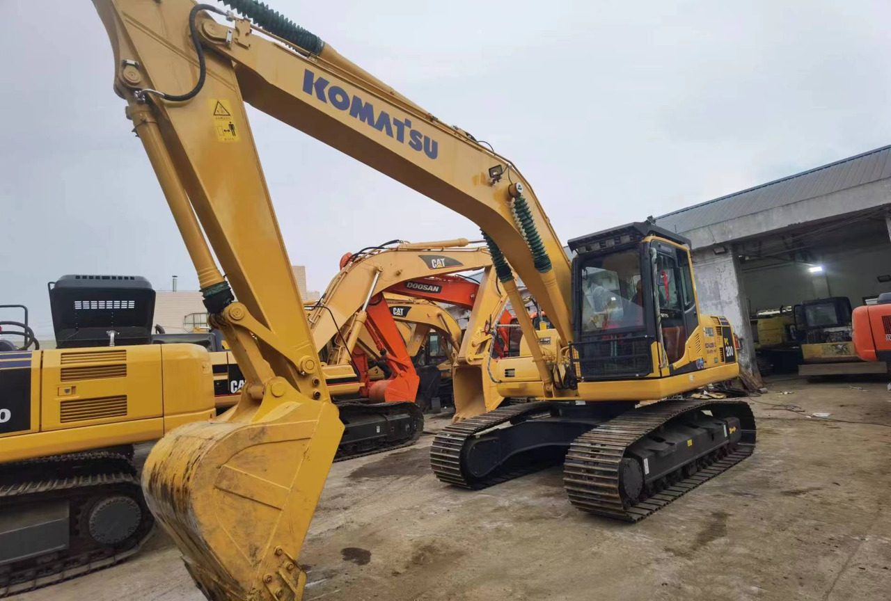 Komatsu PC200 PC210 PC220 Used Excavator Crawler Hydraulic High Quality Secondhand Excavator for Sale - حفار زحاف: صورة 4 Komatsu PC200 PC210 PC220 Used Excavator Crawler Hydraulic High Quality Secondhand Excavator for Sale - حفار زحاف: صورة 4