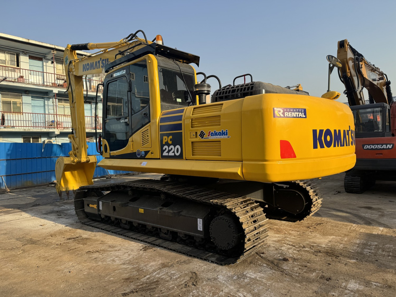 Komatsu PC220 PC210 PC200 Used Excavator Hydraulic Crawler in Good Price - حفار زحاف: صورة 3 Komatsu PC220 PC210 PC200 Used Excavator Hydraulic Crawler in Good Price - حفار زحاف: صورة 3