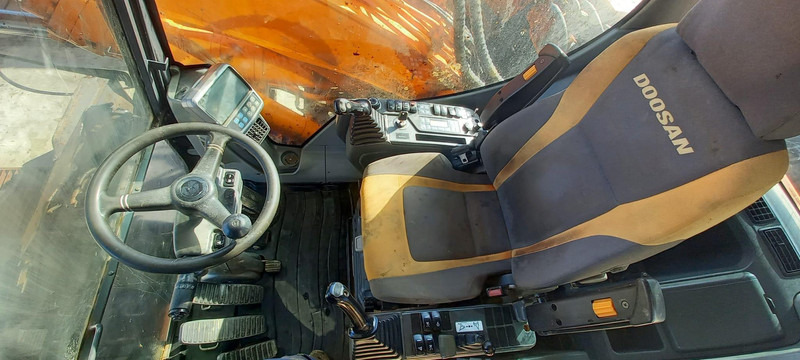 Doosan DX140W-3 Doosan DX140W-3: صورة 18 Doosan DX140W-3 Doosan DX140W-3: صورة 18