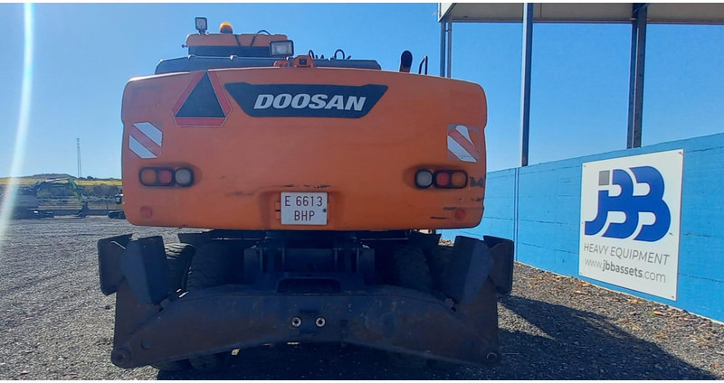Doosan DX140W-3 Doosan DX140W-3: صورة 8 Doosan DX140W-3 Doosan DX140W-3: صورة 8