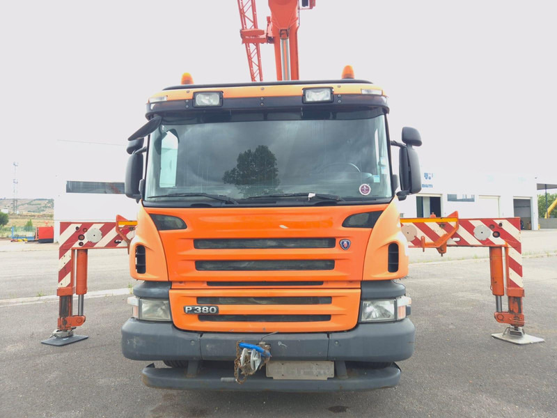 موبايل كرين Tadano Faun HK40 Scania P380CB 8x4: صورة 16 موبايل كرين Tadano Faun HK40 Scania P380CB 8x4: صورة 16
