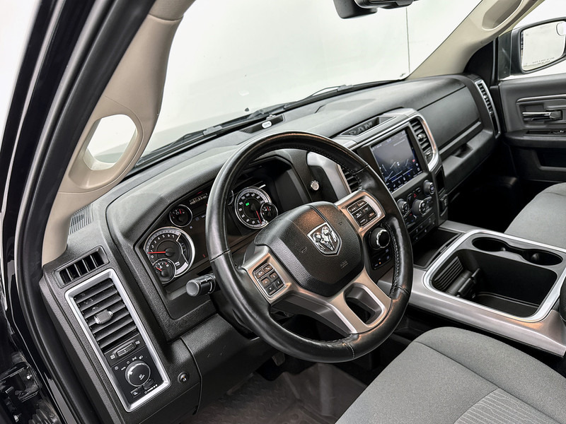 Dodge Ram 1500 5.7 V8 4x4 Crew Cab 5 7 Longhorn Alpine audio Pano Stoel en stuurverwarming Trekhaak - شاحنة البيك أب, الشاحنات الصغيرة كابينة مزدوجة: صورة 4 Dodge Ram 1500 5.7 V8 4x4 Crew Cab 5 7 Longhorn Alpine audio Pano Stoel en stuurverwarming Trekhaak - شاحنة البيك أب, الشاحنات الصغيرة كابينة مزدوجة: صورة 4