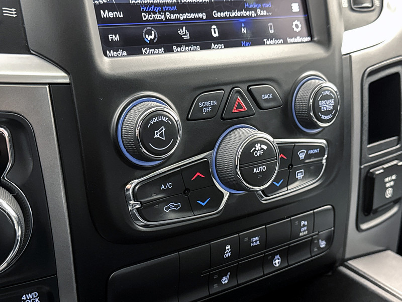 شاحنة البيك أب, الشاحنات الصغيرة كابينة مزدوجة Dodge Ram 1500 5.7 V8 4x4 Crew Cab 5'7 Longhorn Alpine audio Pano Stoel en stuurverwarming Trekhaak: صورة 7 شاحنة البيك أب, الشاحنات الصغيرة كابينة مزدوجة Dodge Ram 1500 5.7 V8 4x4 Crew Cab 5'7 Longhorn Alpine audio Pano Stoel en stuurverwarming Trekhaak: صورة 7