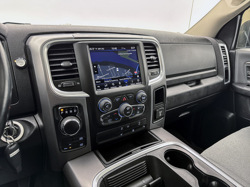 Dodge Ram 1500 5.7 V8 4x4 Crew Cab 5 7 Longhorn Alpine audio Pano Stoel en stuurverwarming Trekhaak - شاحنة البيك أب, الشاحنات الصغيرة كابينة مزدوجة: صورة 5 Dodge Ram 1500 5.7 V8 4x4 Crew Cab 5 7 Longhorn Alpine audio Pano Stoel en stuurverwarming Trekhaak - شاحنة البيك أب, الشاحنات الصغيرة كابينة مزدوجة: صورة 5